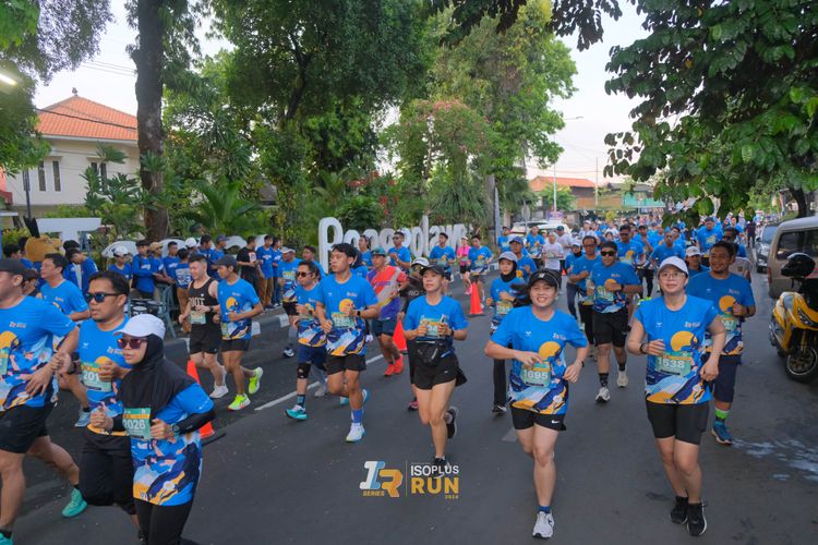 Race photo from Isoplus Run 2024 Surabaya