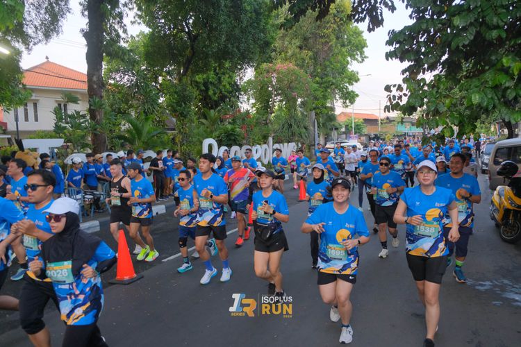 Race photo from Isoplus Run 2024 Surabaya