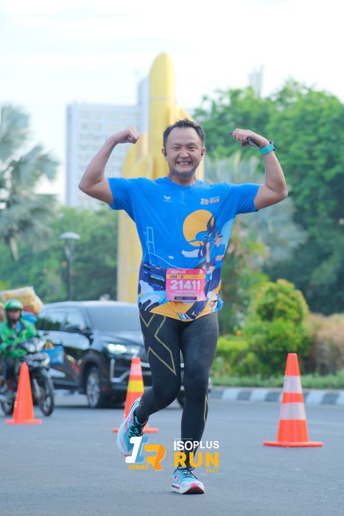Race photo from Isoplus Run 2024 Surabaya