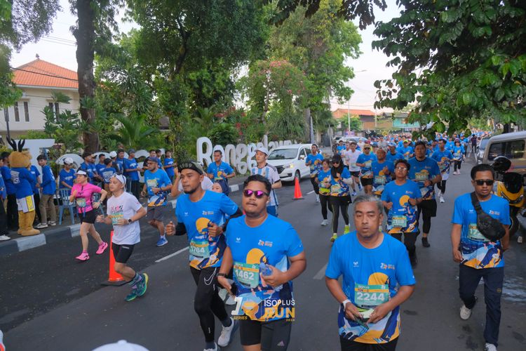 Race photo from Isoplus Run 2024 Surabaya