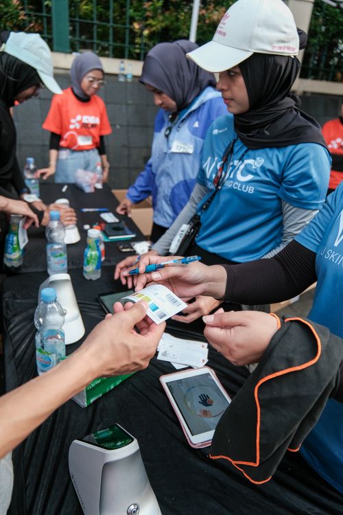 Race photo from NU SKIN RUNNING CLUB