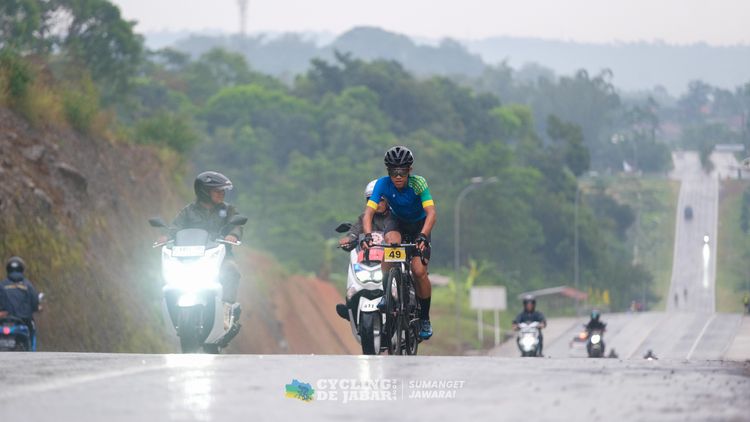 Race photo from Cycling de Jabar 2024