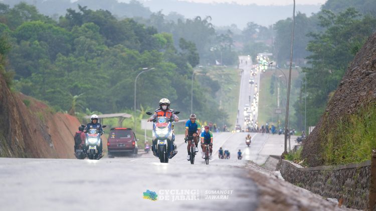 Race photo from Cycling de Jabar 2024