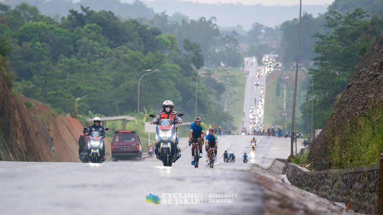 Race photo from Cycling de Jabar 2024
