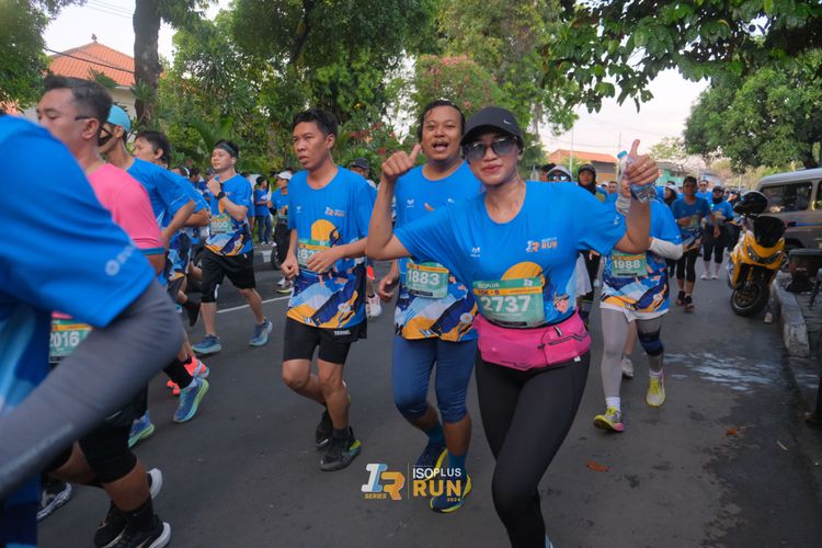 Race photo from Isoplus Run 2024 Surabaya