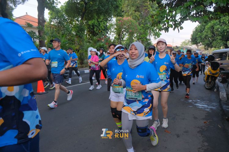 Race photo from Isoplus Run 2024 Surabaya