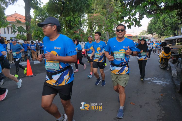 Race photo from Isoplus Run 2024 Surabaya