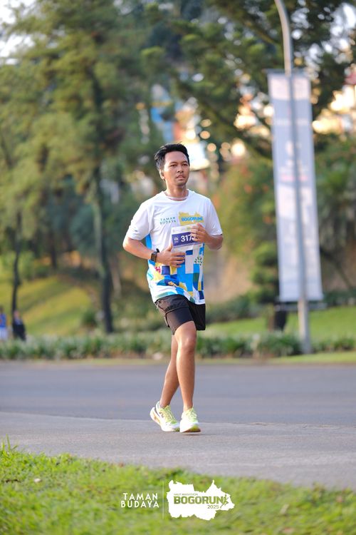 Race photo from Taman Budaya x BOGORUN 2025