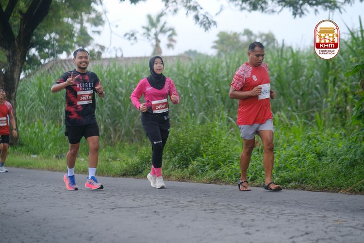 Race photo from Kediri Half Marathon 2025