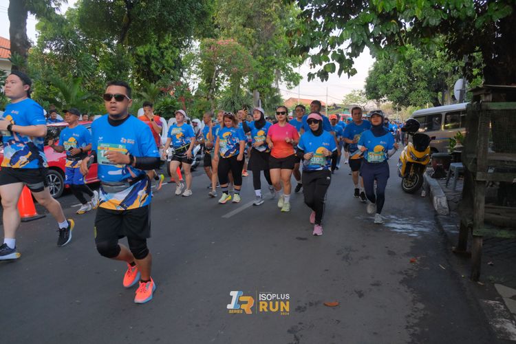 Race photo from Isoplus Run 2024 Surabaya