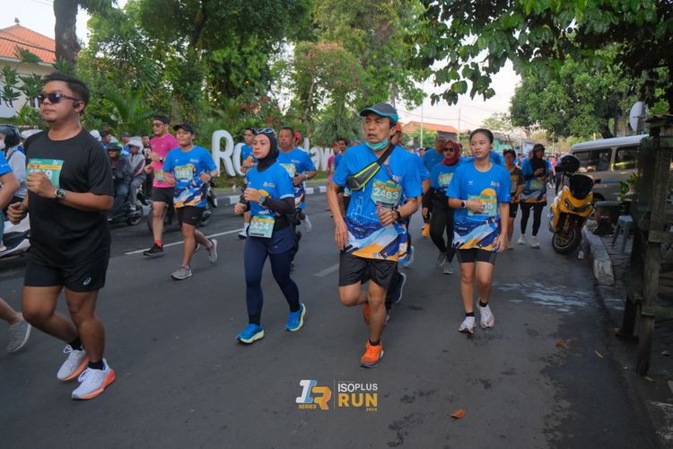 Race photo from Isoplus Run 2024 Surabaya
