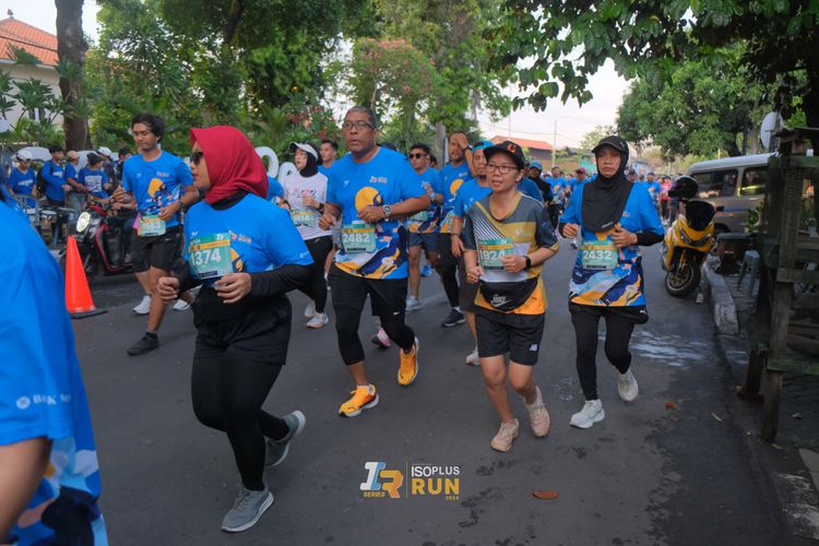 Race photo from Isoplus Run 2024 Surabaya