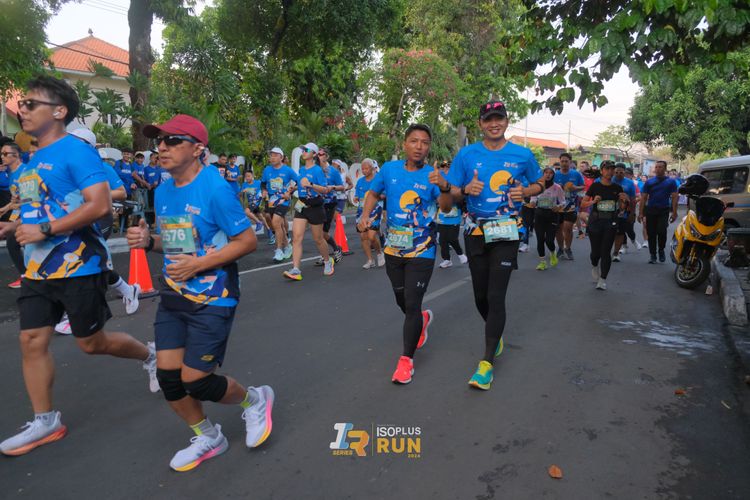 Race photo from Isoplus Run 2024 Surabaya