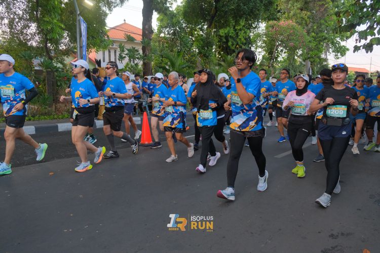 Race photo from Isoplus Run 2024 Surabaya