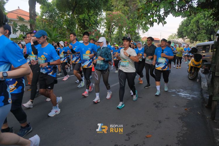 Race photo from Isoplus Run 2024 Surabaya