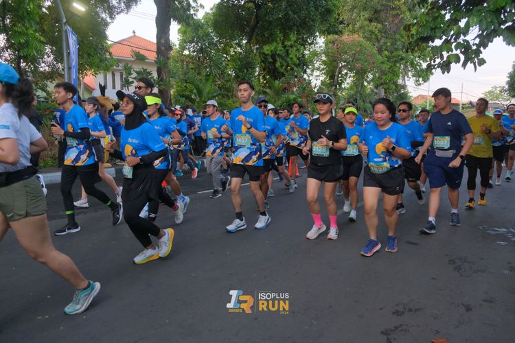 Race photo from Isoplus Run 2024 Surabaya