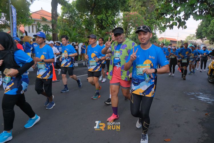 Race photo from Isoplus Run 2024 Surabaya