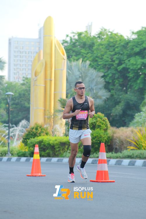 Race photo from Isoplus Run 2024 Surabaya