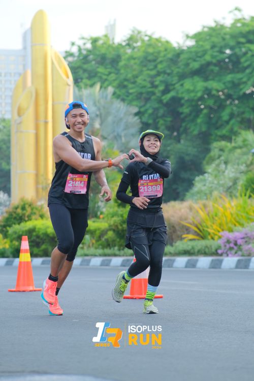 Race photo from Isoplus Run 2024 Surabaya