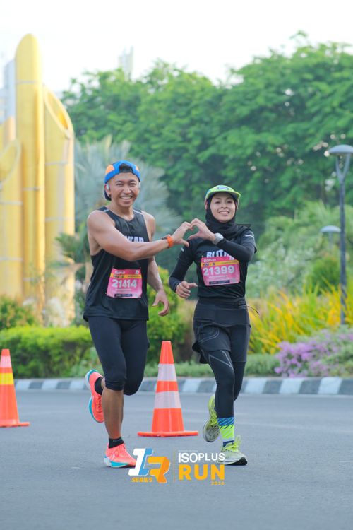 Race photo from Isoplus Run 2024 Surabaya