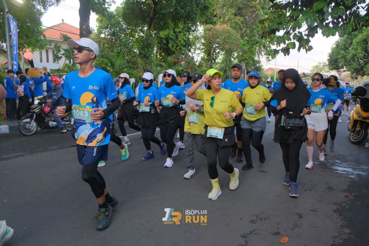 Race photo from Isoplus Run 2024 Surabaya