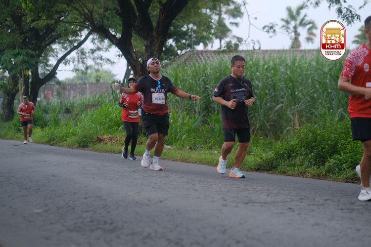 Race photo from Kediri Half Marathon 2025