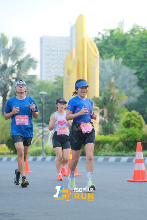 Race photo from Isoplus Run 2024 Surabaya