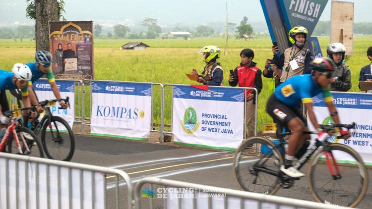 Race photo from Cycling de Jabar 2024
