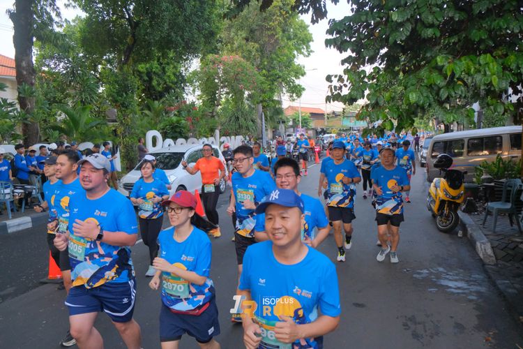 Race photo from Isoplus Run 2024 Surabaya