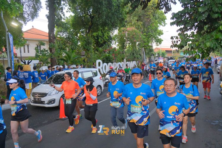 Race photo from Isoplus Run 2024 Surabaya