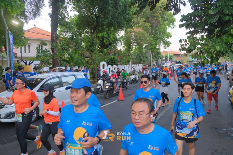 Race photo from Isoplus Run 2024 Surabaya