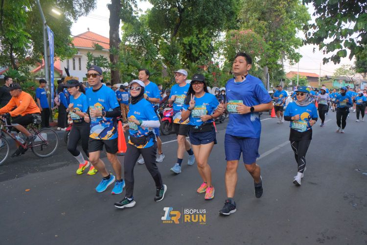 Race photo from Isoplus Run 2024 Surabaya