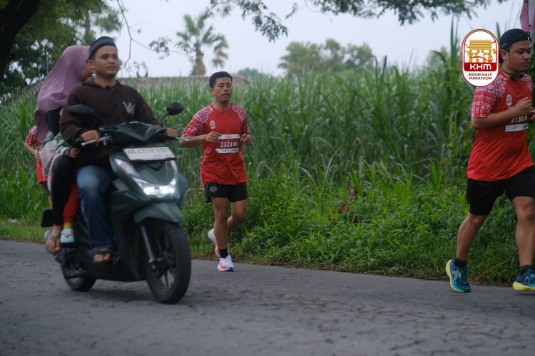 Race photo from Kediri Half Marathon 2025