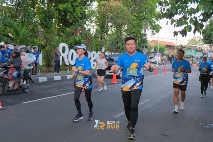 Race photo from Isoplus Run 2024 Surabaya