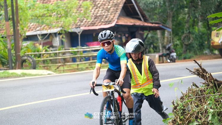 Race photo from Cycling de Jabar 2024
