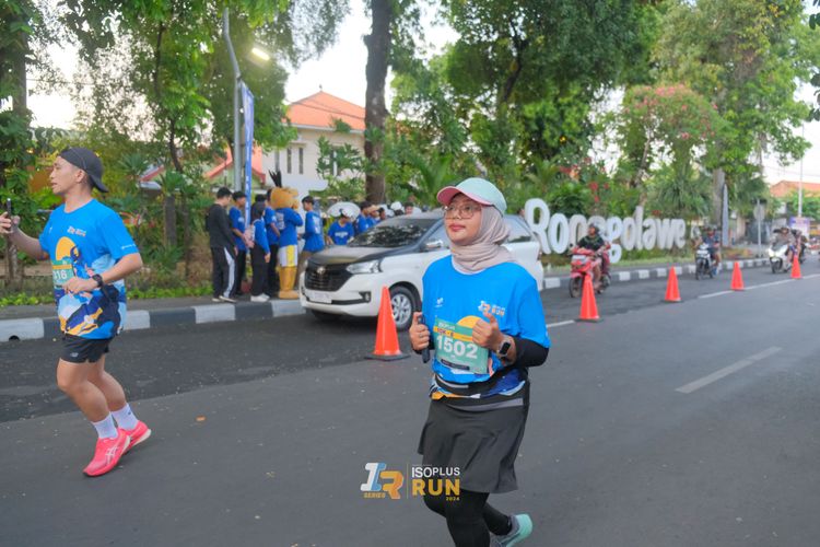 Race photo from Isoplus Run 2024 Surabaya