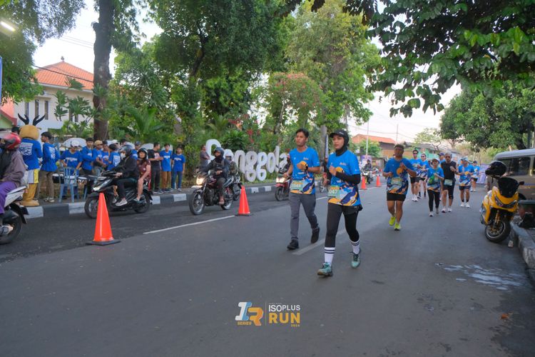 Race photo from Isoplus Run 2024 Surabaya