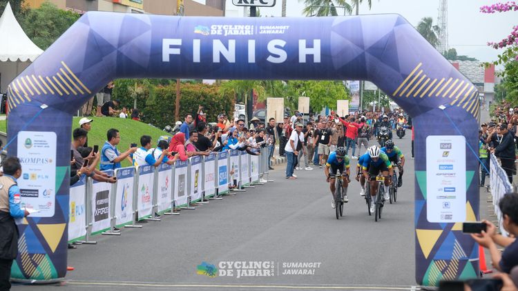 Race photo from Cycling de Jabar 2024