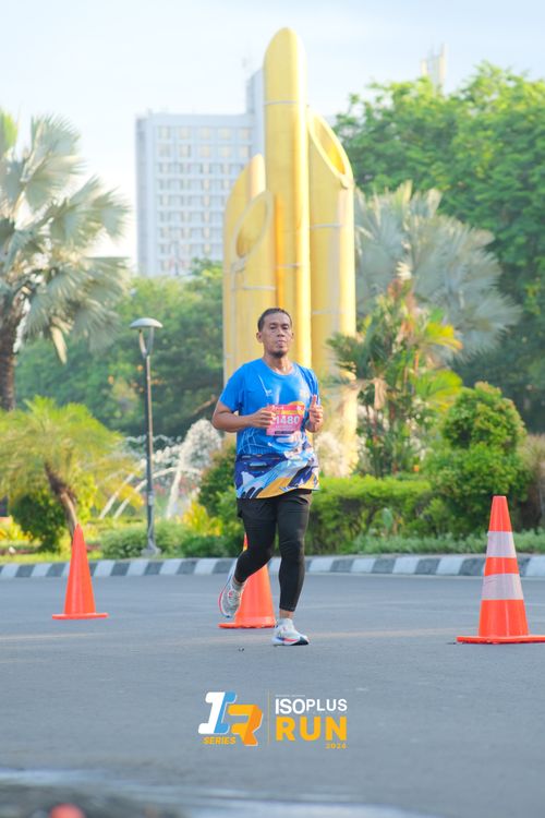 Race photo from Isoplus Run 2024 Surabaya