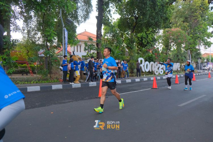Race photo from Isoplus Run 2024 Surabaya