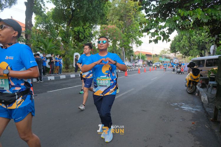 Race photo from Isoplus Run 2024 Surabaya