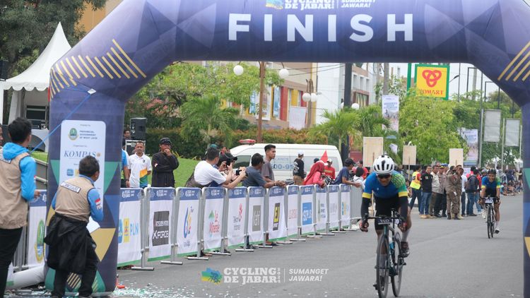 Race photo from Cycling de Jabar 2024