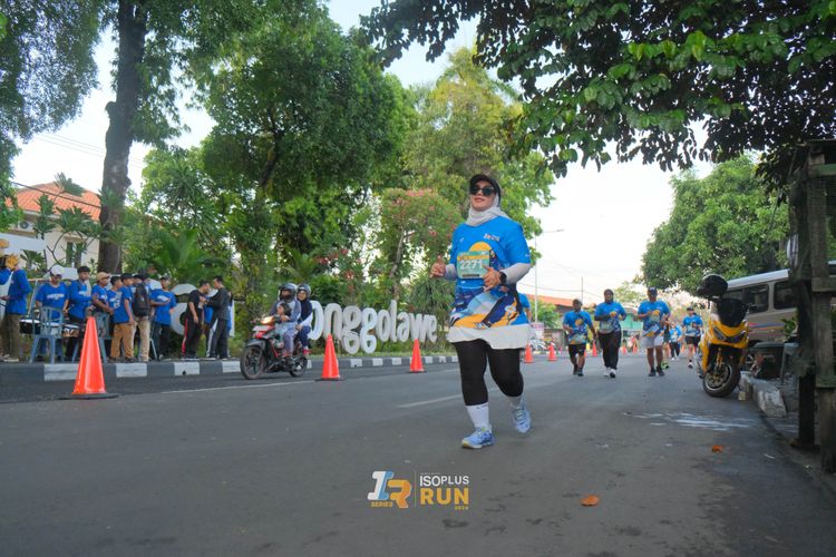 Race photo from Isoplus Run 2024 Surabaya