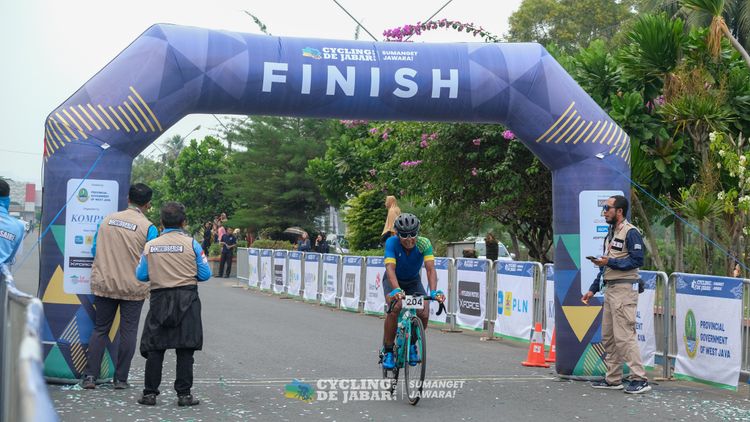 Race photo from Cycling de Jabar 2024
