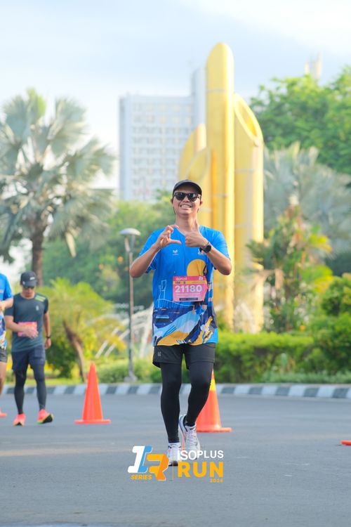 Race photo from Isoplus Run 2024 Surabaya