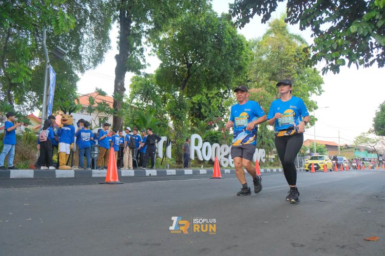 Race photo from Isoplus Run 2024 Surabaya