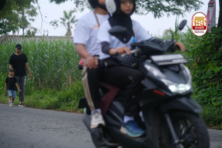 Race photo from Kediri Half Marathon 2025