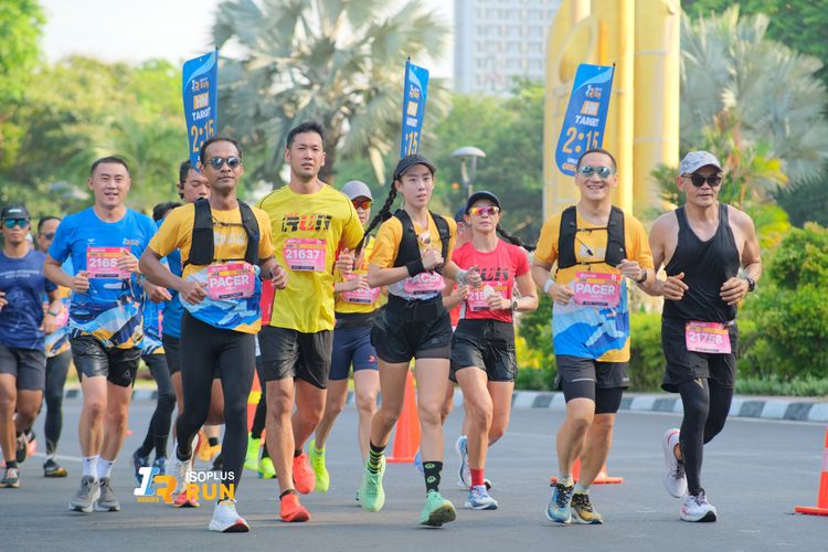 Race photo from Isoplus Run 2024 Surabaya