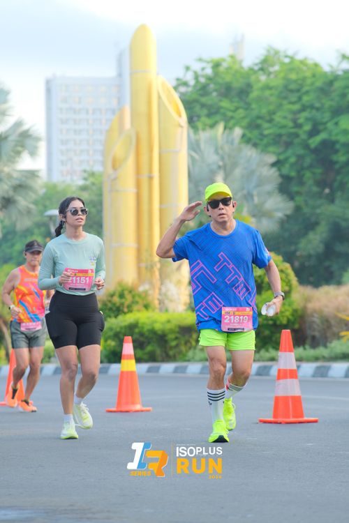 Race photo from Isoplus Run 2024 Surabaya