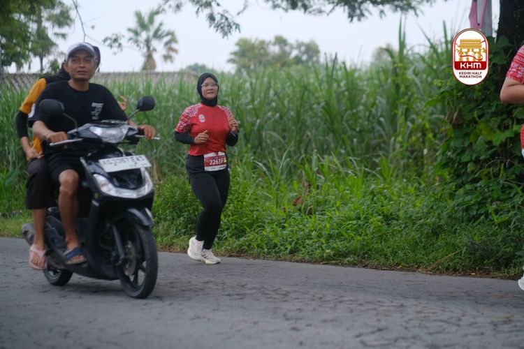 Race photo from Kediri Half Marathon 2025